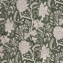 BP 1604 Olive garden pin tuck