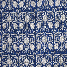 BP 1605 Royal garden pin tuck