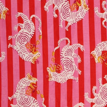 SP 1703 Roaring tigers