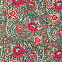BP 1763 Dahlia green
