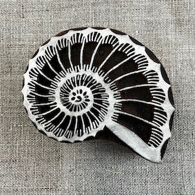 Wood block - Nautilus shell