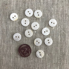 Buttons MOP 11.25mm (6)